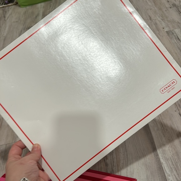 victorious secret new lot box and chanel ribbon - Picture 6 of 11